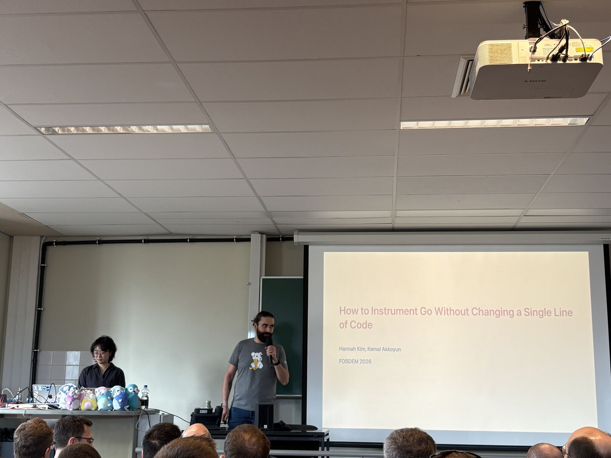 Hannah and Kemal presenting at the Go Devroom